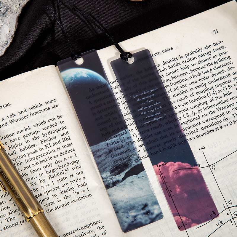 5PCS Space Roaming Matte PET-b - Dried Flower Bookmark recensie en prijs